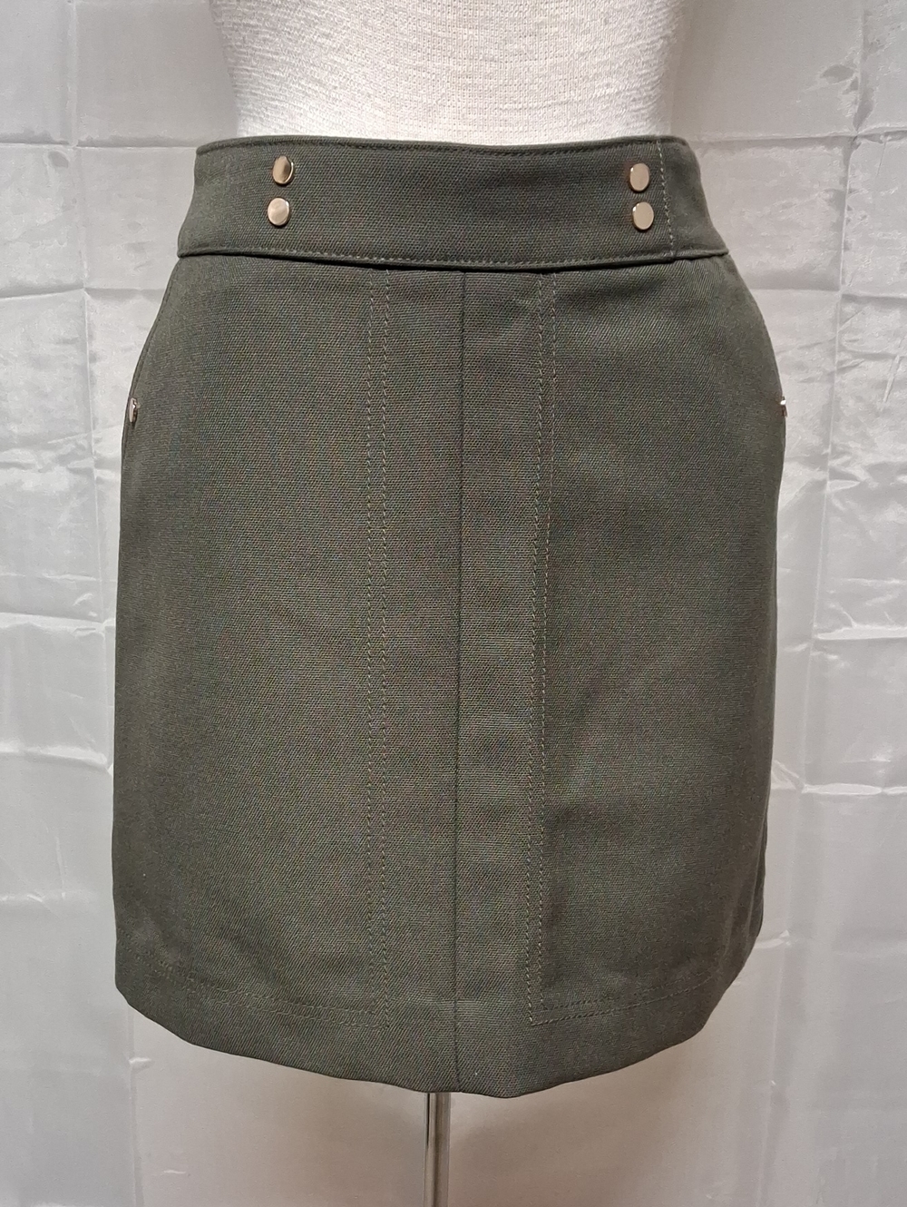 H&M Olive Green Mini Skirt with Metal Studs Women's Size 4 NWT